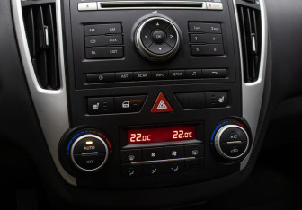 Подержанный автомобиль Kia Ceed Hatchback 2010 года (18 фото)