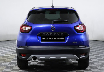 Подержанный автомобиль Renault Kaptur 2021 года (4 фото)