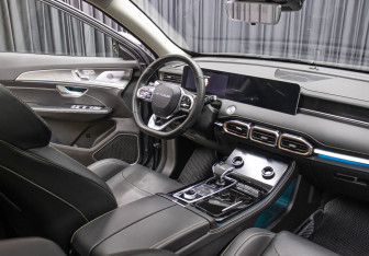 Подержанный автомобиль Jetour X70 2024 года (11 фото)