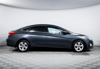Подержанный автомобиль Hyundai i40 Sedan 2013 года (4 фото)