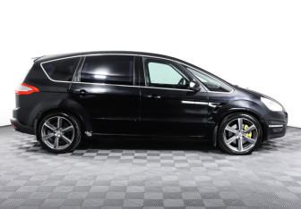 Подержанный автомобиль Ford S-MAX 2012 года (4 фото)
