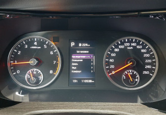 Подержанный автомобиль Kia K5 2020 года (14 фото)