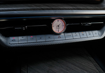 Подержанный автомобиль Tank 500 2023 года (33 фото)