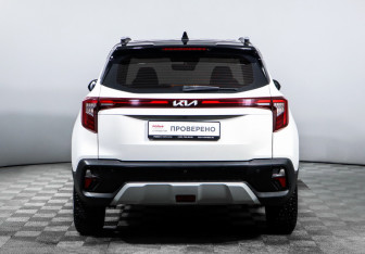 Подержанный автомобиль Kia Seltos 2024 года (6 фото)