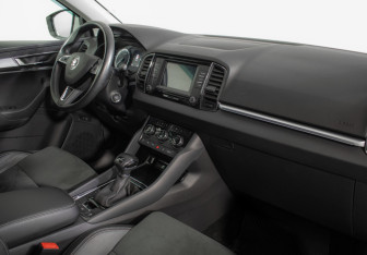 Подержанный автомобиль Skoda Karoq 2020 года (9 фото)