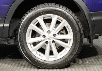 Подержанный автомобиль Nissan Qashqai 2014 года (22 фото)