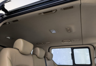 Подержанный автомобиль Hyundai H-1 2021 года (28 фото)