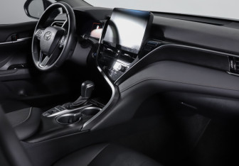 Подержанный автомобиль Toyota Camry Sedan 2023 года (9 фото)