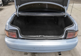 Подержанный автомобиль Toyota Camry Sedan 1991 года (5 фото)