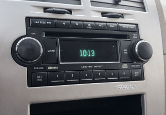 Подержанный автомобиль Dodge Caliber 2007 года (14 фото)