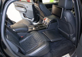 Подержанный автомобиль Land Rover Range Rover 2021 года (30 фото)