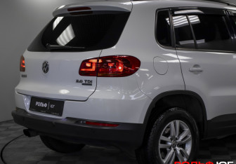 Подержанный автомобиль Volkswagen Tiguan 2014 года (19 фото)
