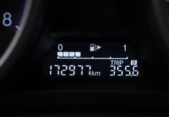 Подержанный автомобиль Mazda 3 Sedan 2013 года (12 фото)