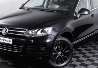 Подержанный автомобиль Volkswagen Touareg 2010 года (23 фото)