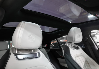 Подержанный автомобиль Mercedes-Benz AMG GT Liftback 2022 года (23 фото)
