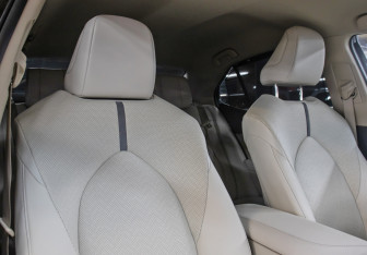 Подержанный автомобиль Toyota Camry Sedan 2022 года (11 фото)