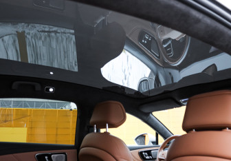 Подержанный автомобиль Rising Auto F7 2023 года (18 фото)