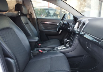 Подержанный автомобиль Chevrolet Captiva 2013 года (9 фото)