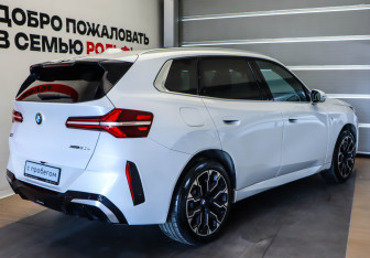Подержанный автомобиль BMW X3 2025 года (4 фото)