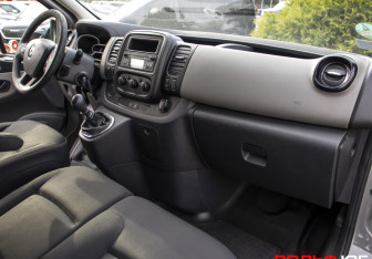 Подержанный автомобиль Renault Trafic 2019 года (9 фото)