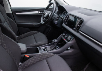 Подержанный автомобиль Skoda Karoq 2021 года (9 фото)