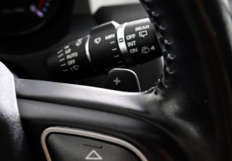 Подержанный автомобиль Land Rover Range Rover Evoque 2014 года (14 фото)