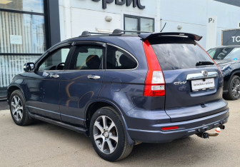 Подержанный автомобиль Honda CR-V 2012 года (6 фото)