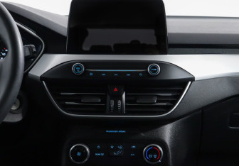 Подержанный автомобиль Ford Focus Wagon 2019 года (10 фото)