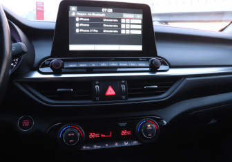 Подержанный автомобиль Kia Cerato Sedan 2021 года (17 фото)