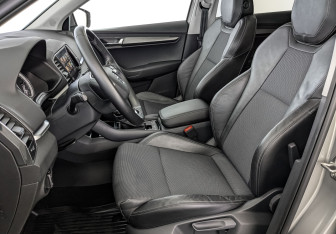 Подержанный автомобиль Skoda Karoq 2021 года (20 фото)