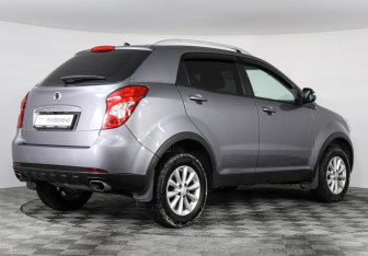 Подержанный автомобиль SsangYong Actyon 2013 года (5 фото)