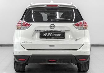 Подержанный автомобиль Nissan X-Trail 2018 года (6 фото)