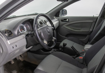 Подержанный автомобиль Chevrolet Lacetti Hatchback 2011 года (10 фото)