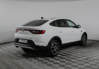Подержанный автомобиль Renault Arkana 2021 года (5 фото)