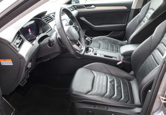 Подержанный автомобиль Volkswagen Arteon 2019 года (17 фото)