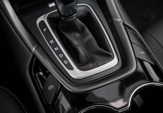 Подержанный автомобиль Ford Mondeo Sedan 2015 года (17 фото)