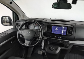 Подержанный автомобиль Citroen SpaceTourer 2020 года (26 фото)