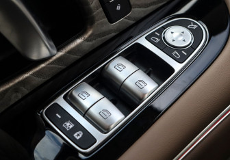 Подержанный автомобиль Voyah Free 2022 года (20 фото)