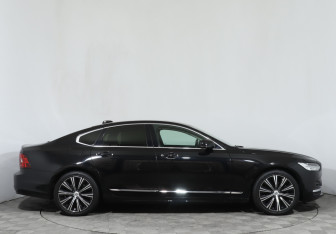 Подержанный автомобиль Volvo S90 2021 года (4 фото)
