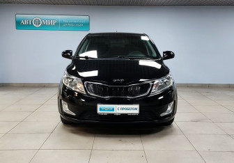 Подержанный автомобиль Kia Rio Sedan 2013 года (2 фото)