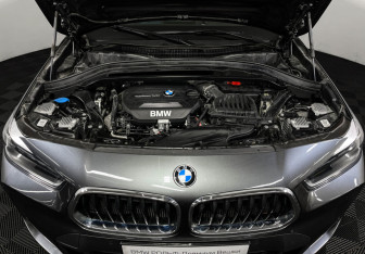Подержанный автомобиль BMW X2 2020 года (10 фото)