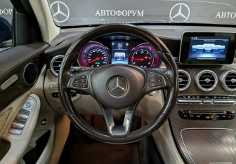 Подержанный автомобиль Mercedes-Benz GLC Coupe 2017 года (18 фото)