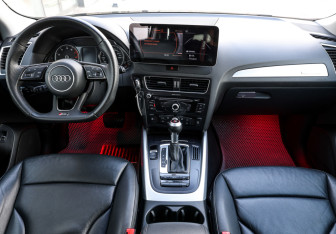 Подержанный автомобиль Audi Q5 2015 года (14 фото)