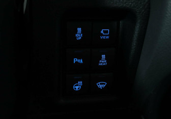 Подержанный автомобиль Toyota Land Cruiser Prado 2021 года (15 фото)