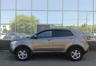 Подержанный автомобиль SsangYong Actyon 2012 года (8 фото)