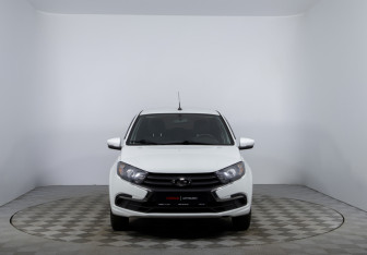 Подержанный автомобиль LADA (ВАЗ) Granta Liftback 2023 года (2 фото)