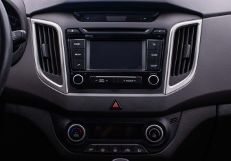 Подержанный автомобиль Hyundai Creta 2016 года (14 фото)