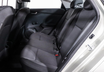 Подержанный автомобиль Hyundai Solaris Sedan 2018 года (9 фото)