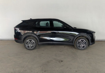 Подержанный автомобиль Omoda C7 2025 года (8 фото)