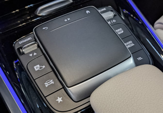 Подержанный автомобиль Mercedes-Benz GLB 2021 года (21 фото)